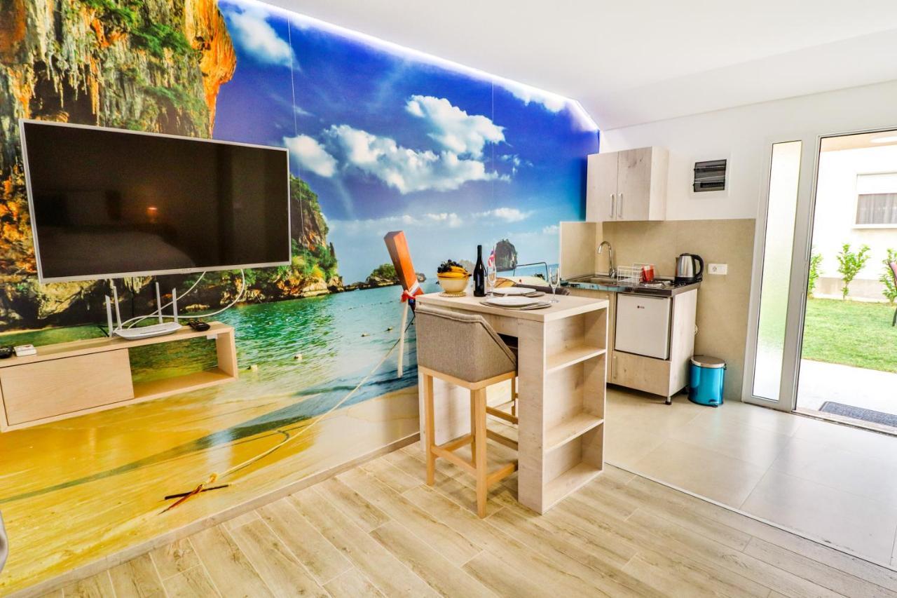 Simo Apartments Airport Podgorica Eksteriør billede