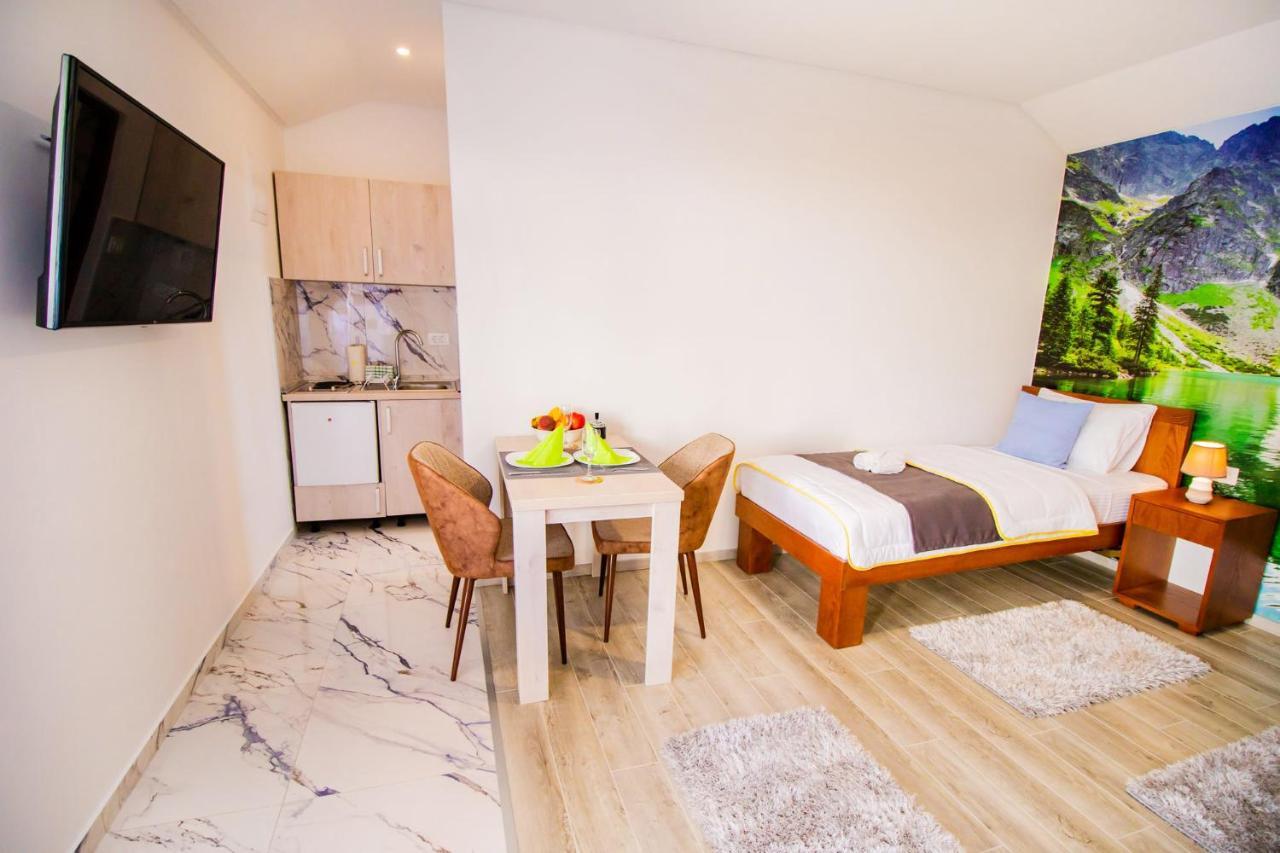 Simo Apartments Airport Podgorica Eksteriør billede