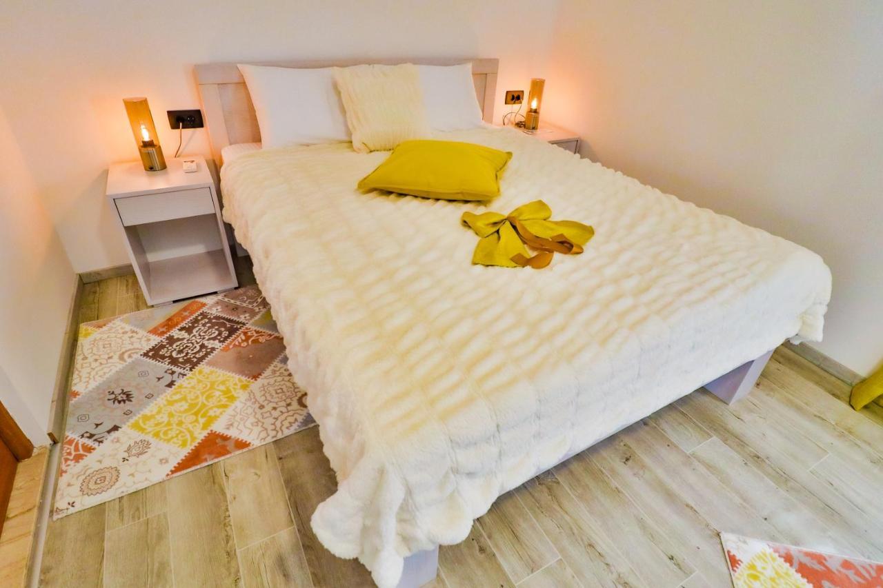 Simo Apartments Airport Podgorica Eksteriør billede