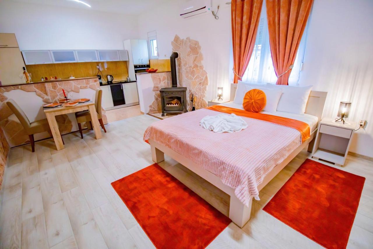 Simo Apartments Airport Podgorica Eksteriør billede