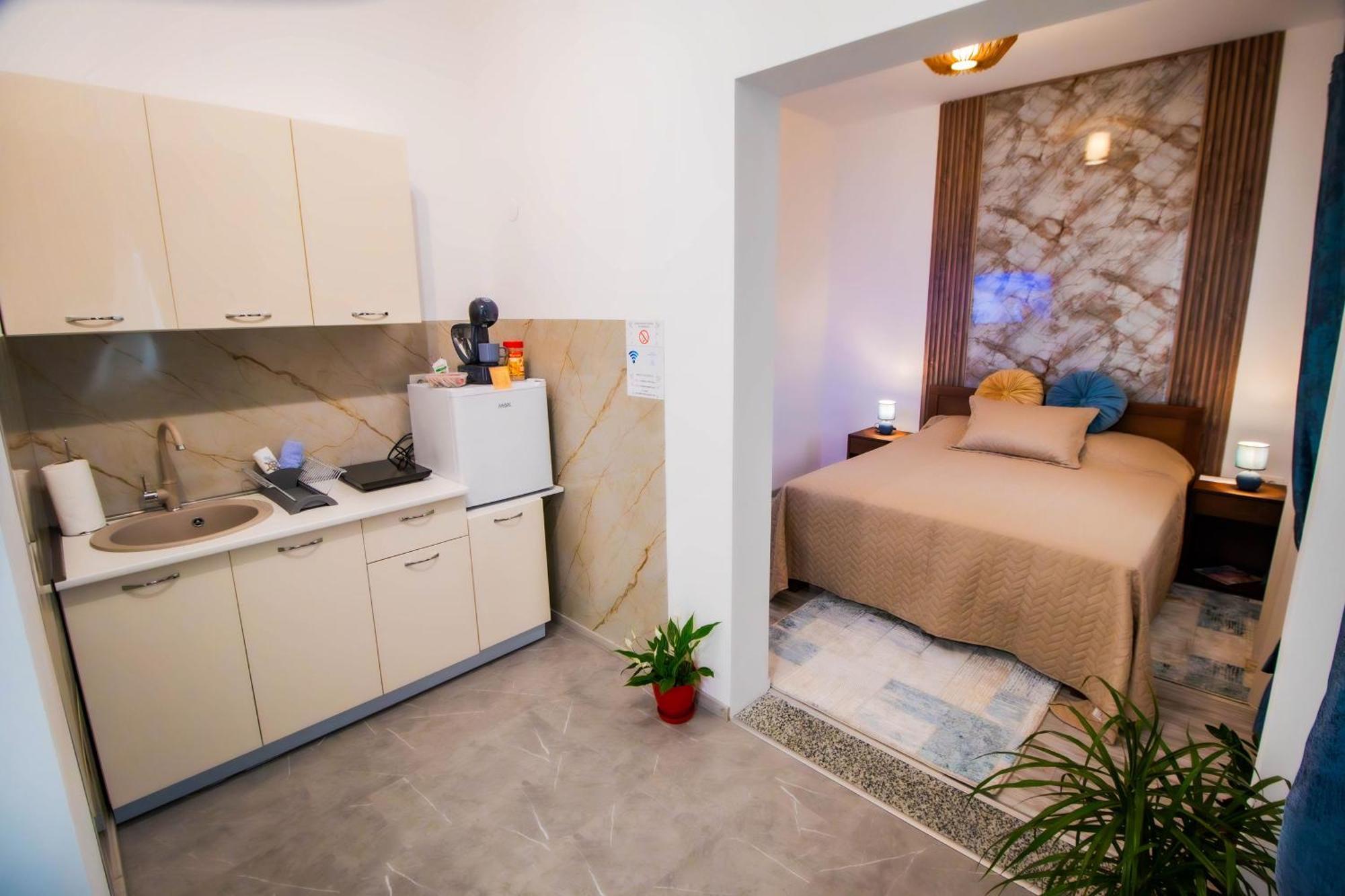 Simo Apartments Airport Podgorica Eksteriør billede