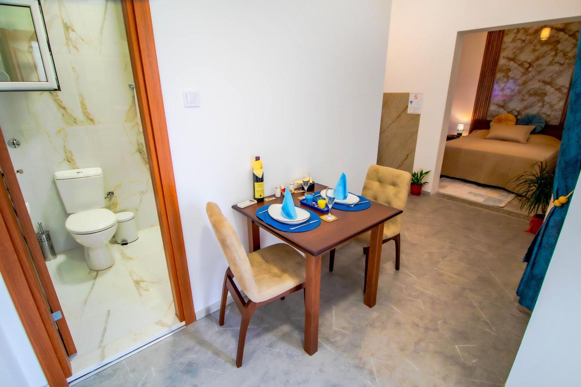 Simo Apartments Airport Podgorica Eksteriør billede